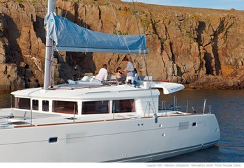Sailing catamaran Evi - Anchored in a bay