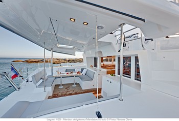 Sailing catamaran Evi - The aft sitting area