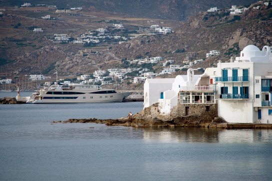 Harmony V in Mykonos